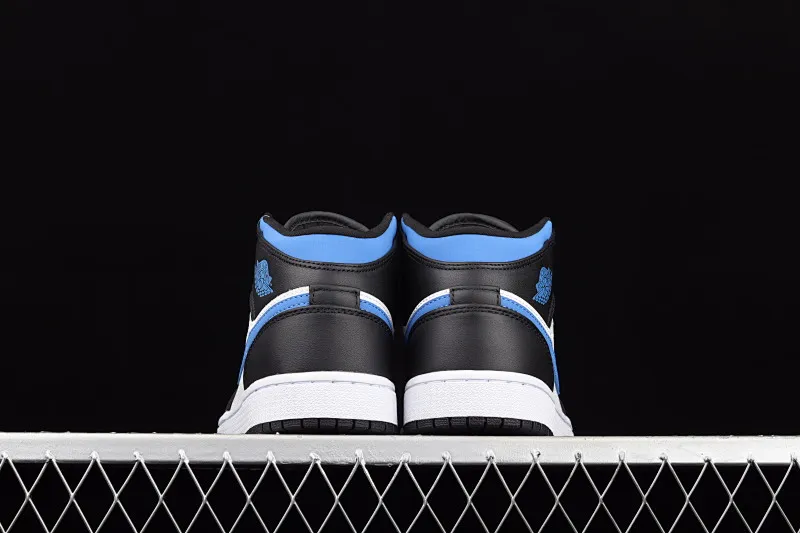 All categories Air Jordan Jordan series basketball shoes Air Jordan 1 Mid Air Jordan 1 Mid AJ1 Joe 1 black and white blue panda mid-top cultural basketball shoes 554725-140